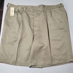Haggar Mens Cool 18 Khaki Shorts No Iron Comfort Waist Moisture Wicking Sz 48